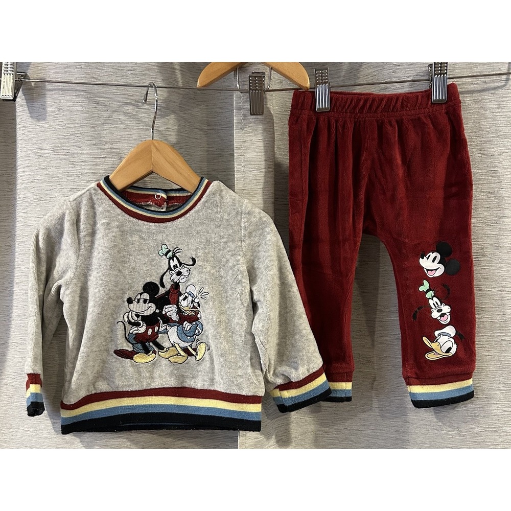 Disney Baby Soft Embroidered Outfit Size 12‎ Months